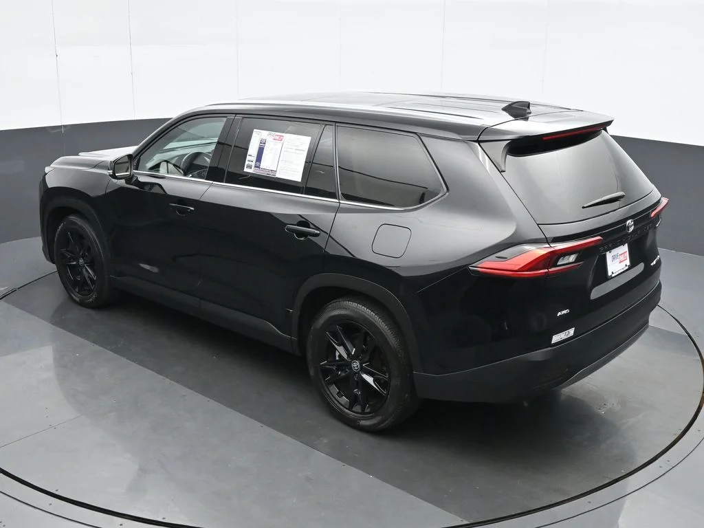 Used 2024 Black Toyota Platinum image 20