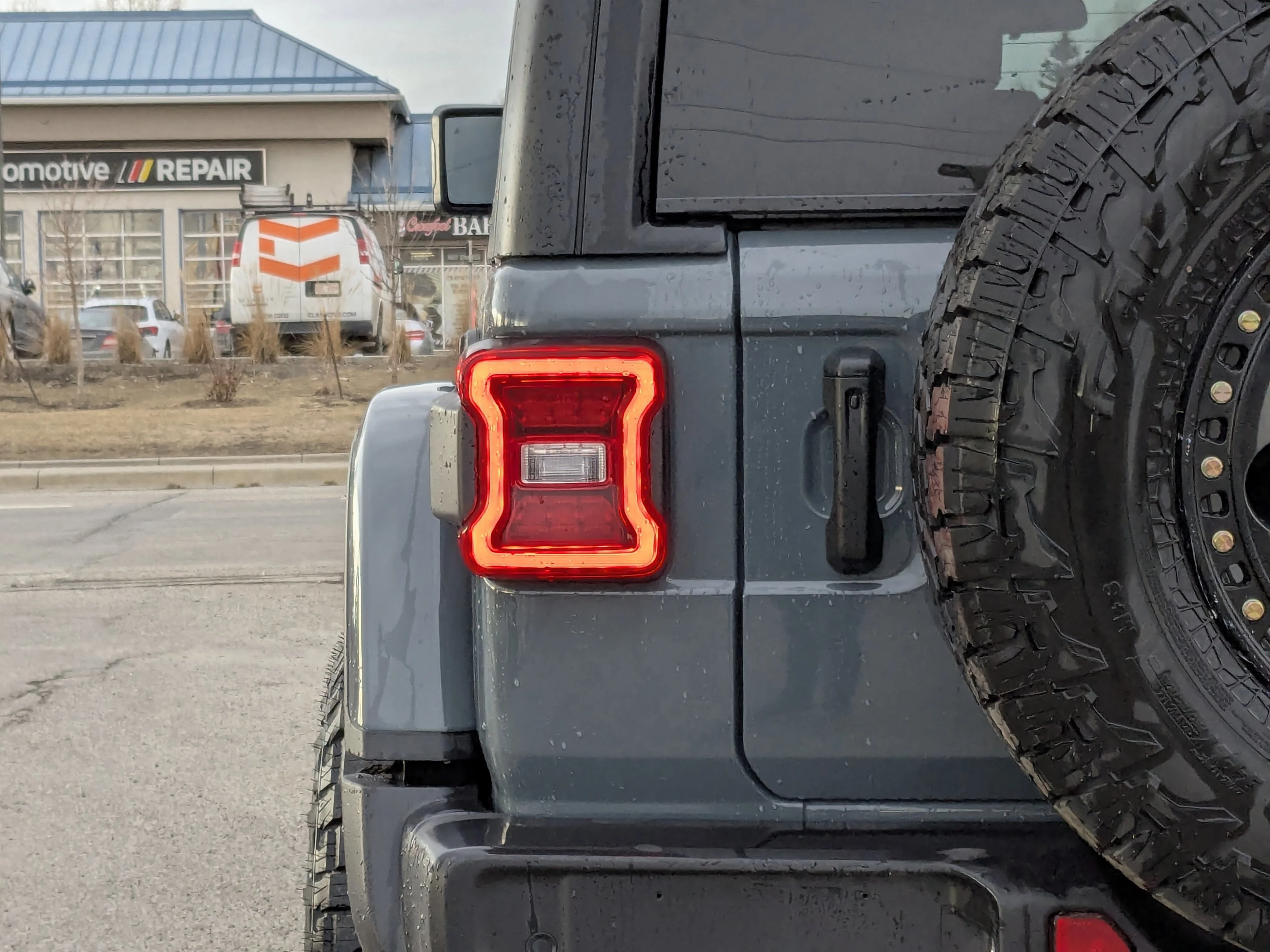 New 2026 Dark blue Jeep Rubicon - FUEL RIMS - AT 35 TIRES - HIGHLIFT HOOD JACK & TONS MORE! image 11
