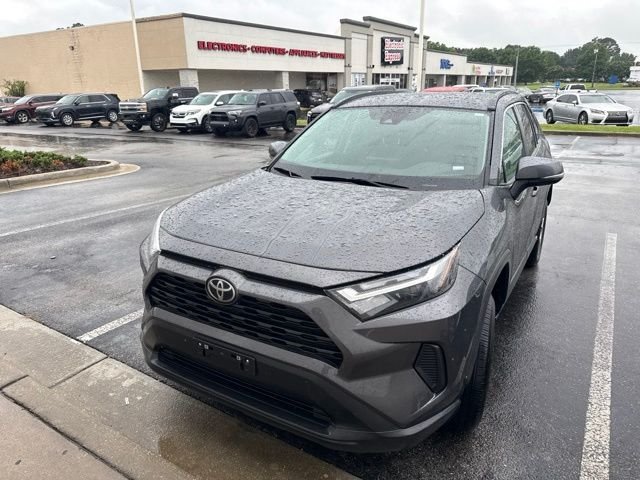 Used 2022 Gray Toyota XLE image 3