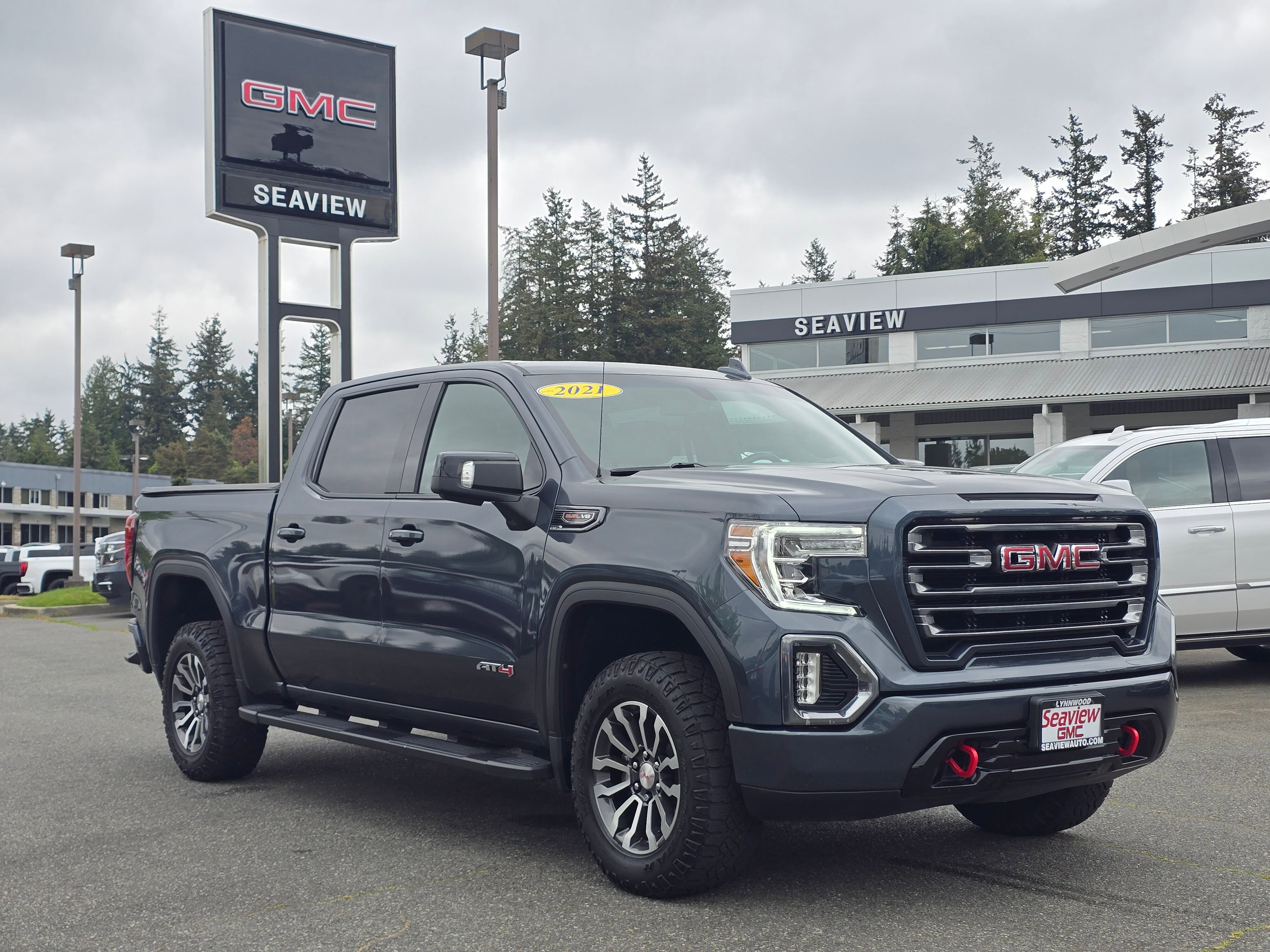 2021 GMC Sierra AT4 4WD Crew Cab Short Box's photo