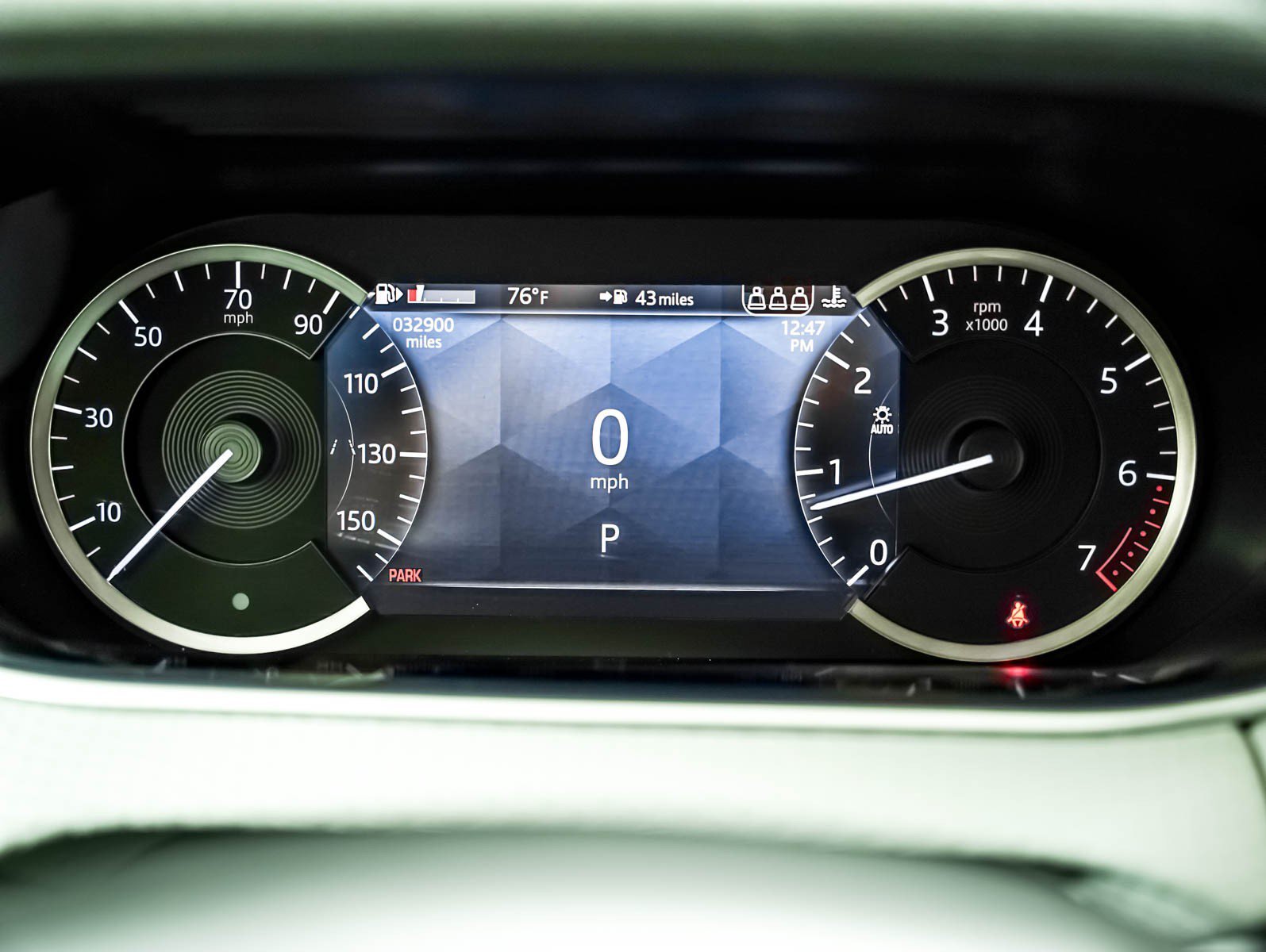 Used 2022 Fuji White Land Rover S AWD image 16