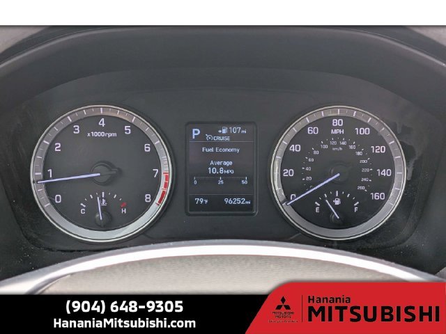 Used 2018 Black Hyundai SE image 28