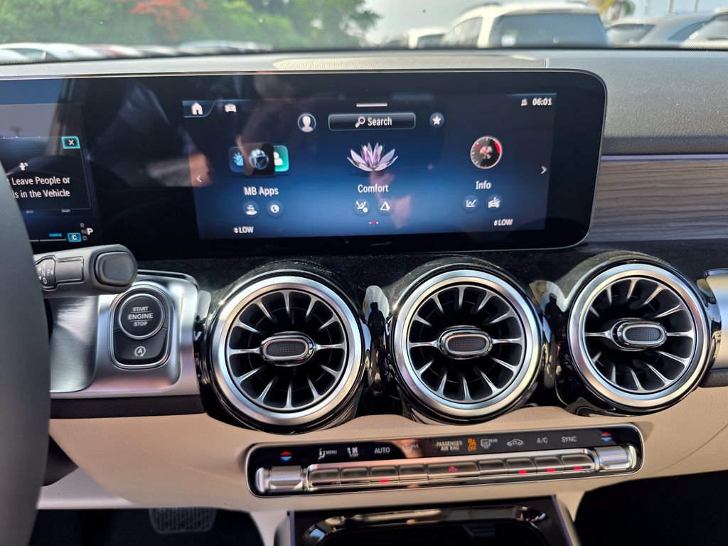 New 2026 Black Mercedes-Benz GLB 250 image 25