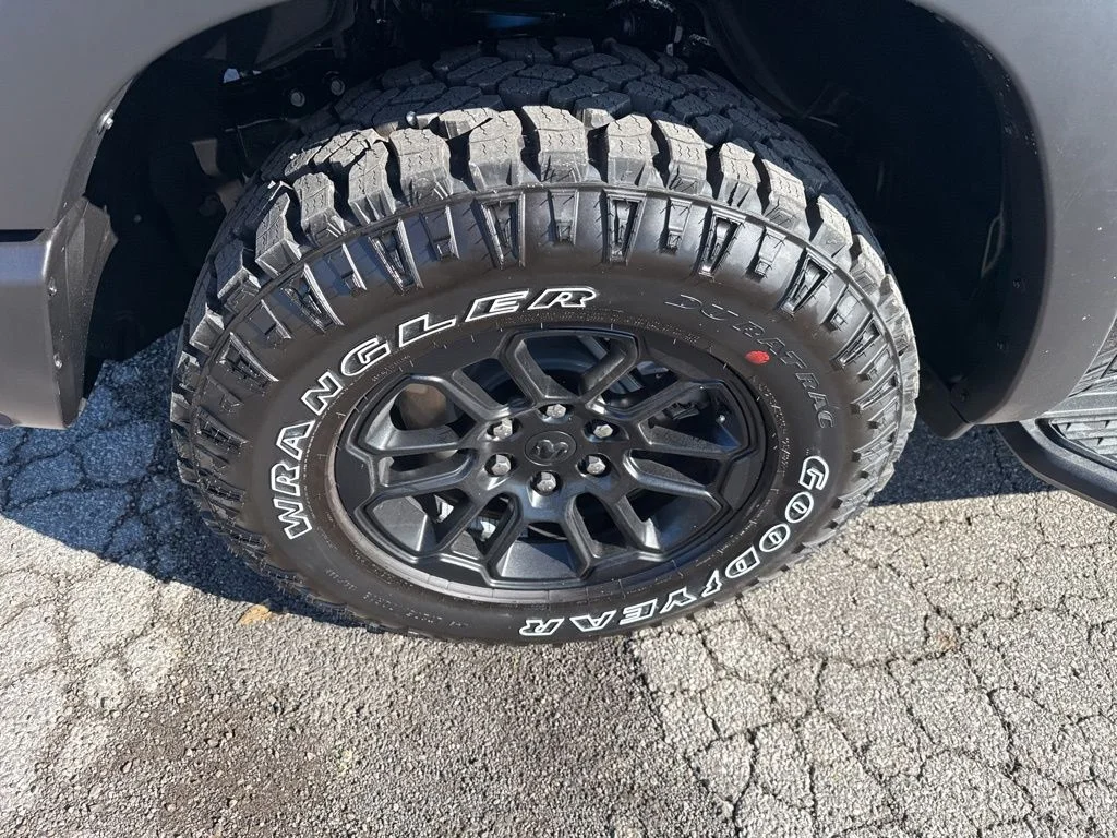 2026 RAM 1500 Rebel - Photo 10