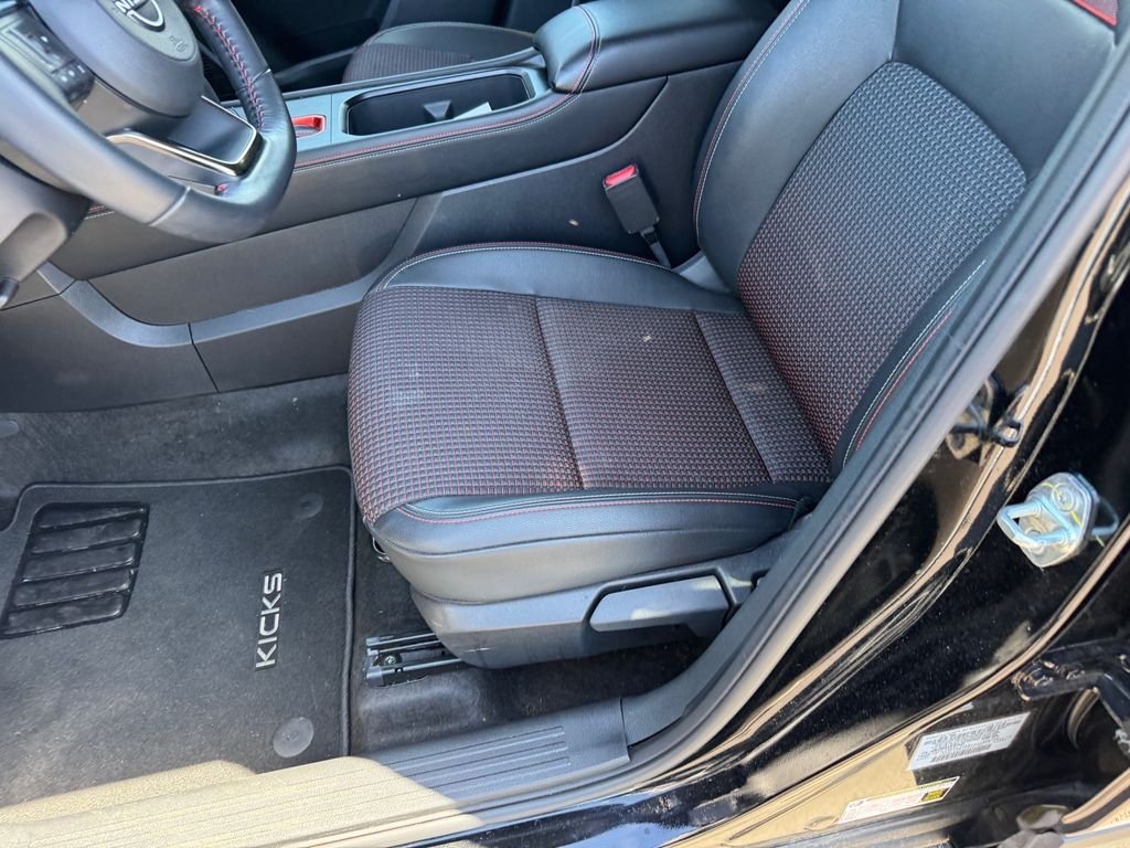 Used 2025 Black Nissan SR image 8