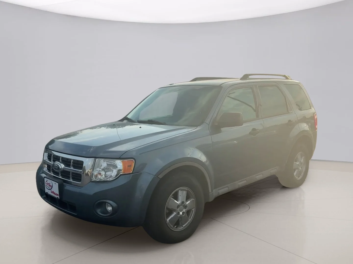 Used 2011 Gray Ford XLT image 1
