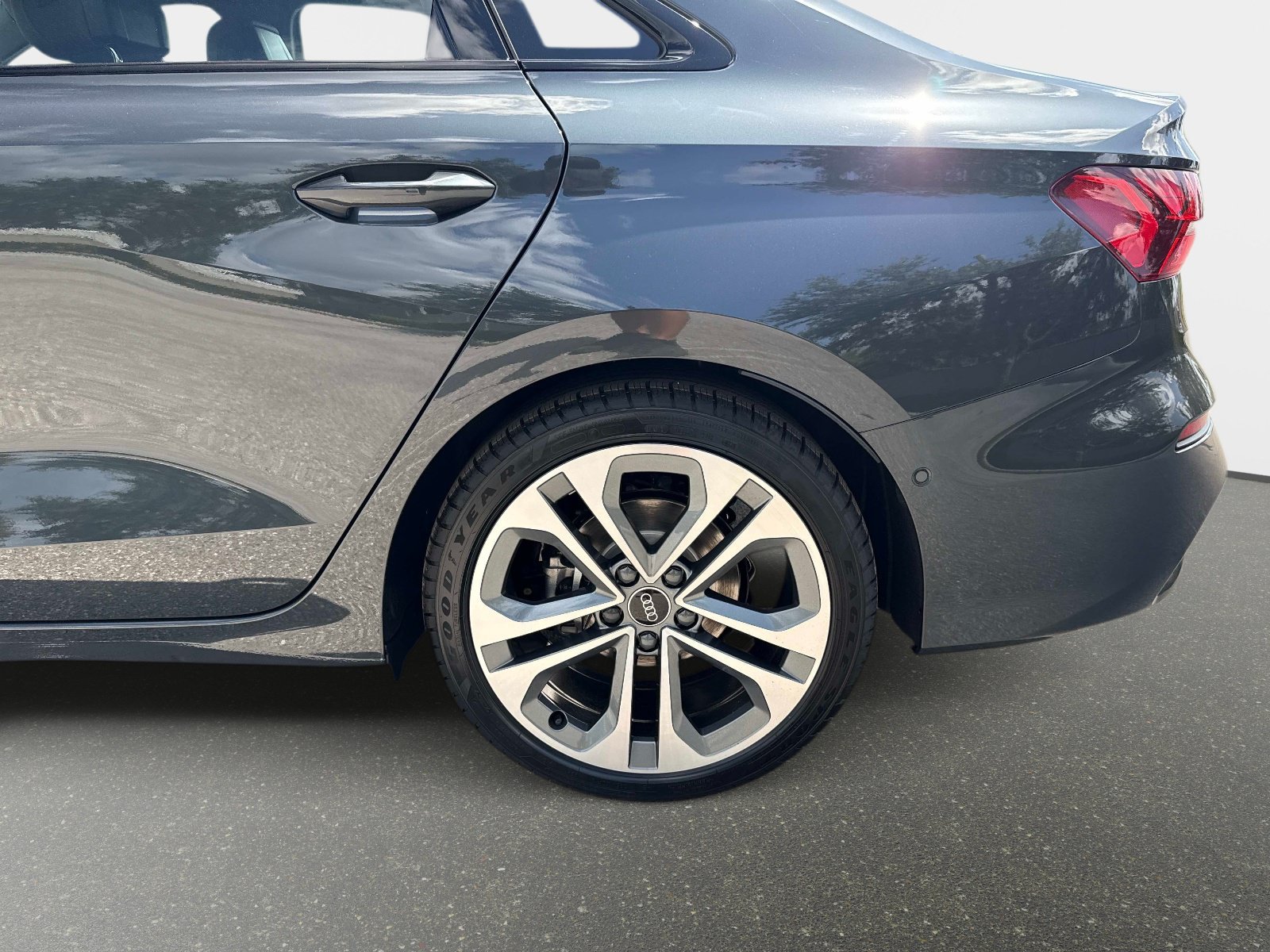 New 2026 Manhattan Gray Metallic Audi  image 9