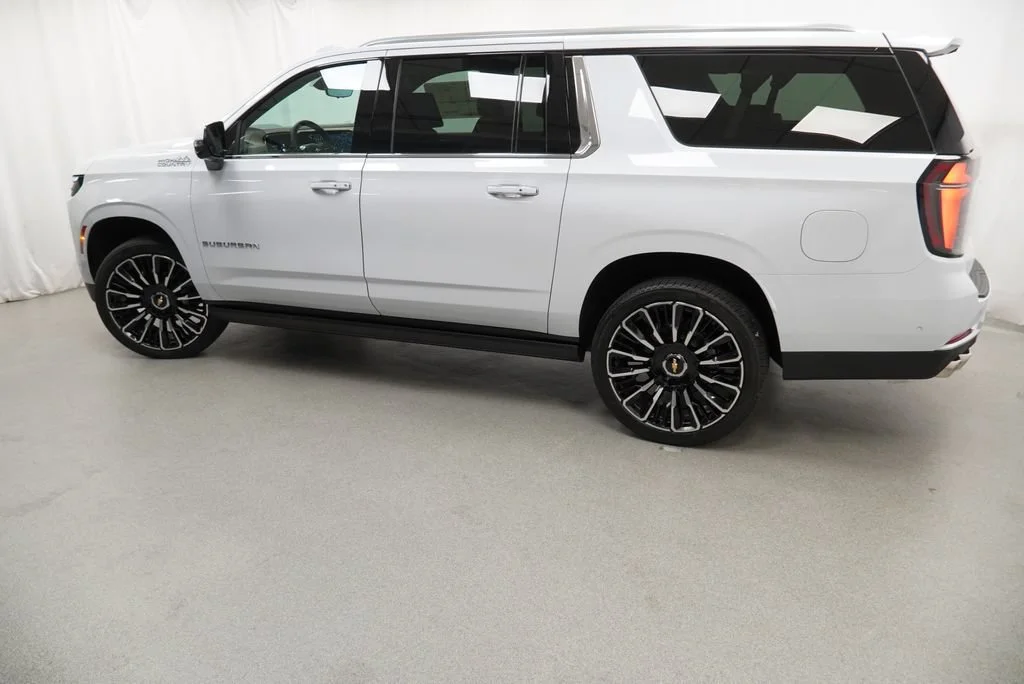 New 2026 Polar White Tricoat Chevrolet High Country image 43