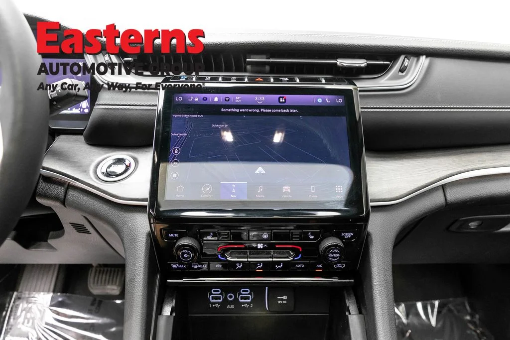 Used 2024 Black Jeep 4xe image 12