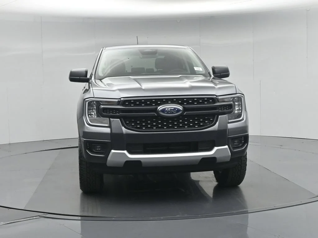New 2026 Carbonized Gray Metallic Ford XLT image 49