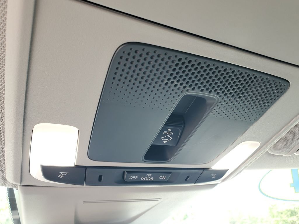 Used 2024 White Acura Base image 31