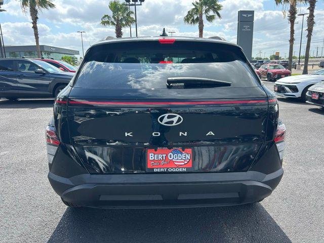 New 2026 Black Hyundai SEL Sport FWD image 6