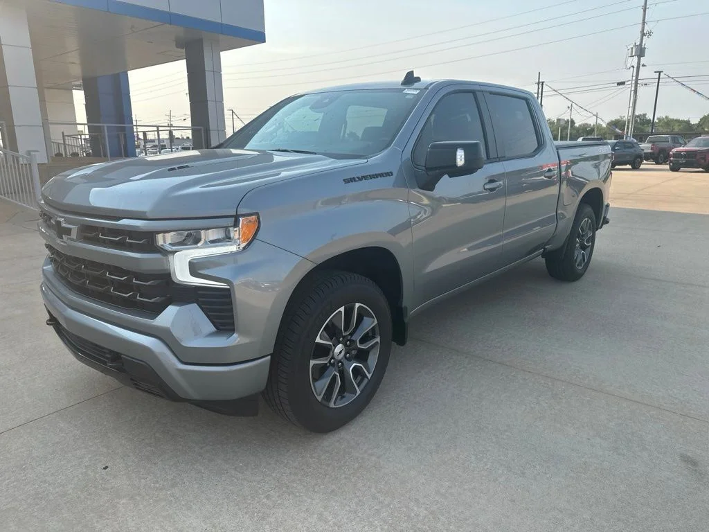 Used 2023 Gray Chevrolet RST image 29