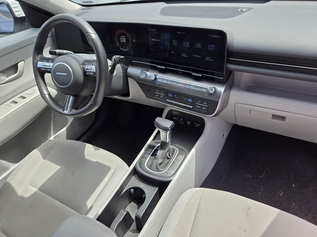 Used 2024 Atlas White Hyundai SEL image 10