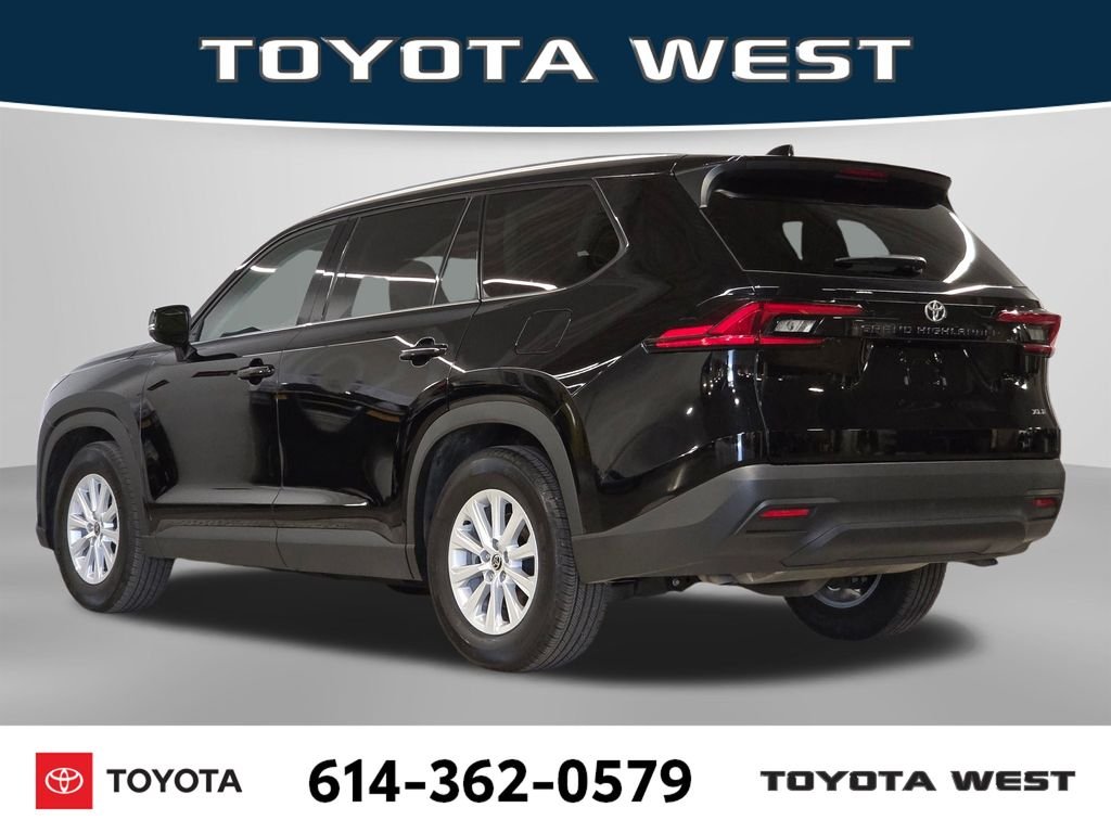Used 2025 Black Toyota XLE image 9