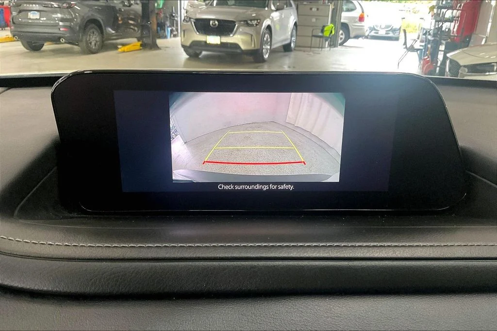 Used 2024 White Mazda 2.5 S image 20