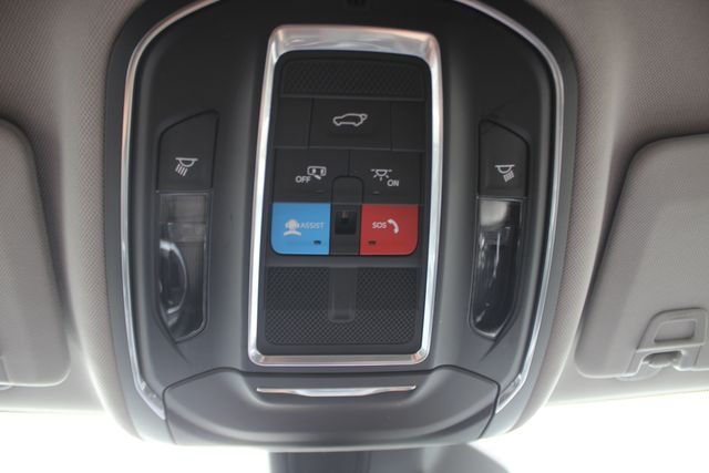 Used 2023 Black Jeep Limited image 14