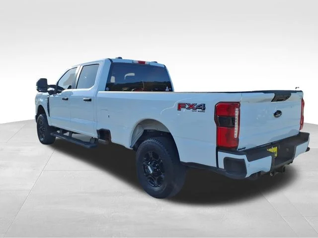 Used 2024 White Ford XL image 7