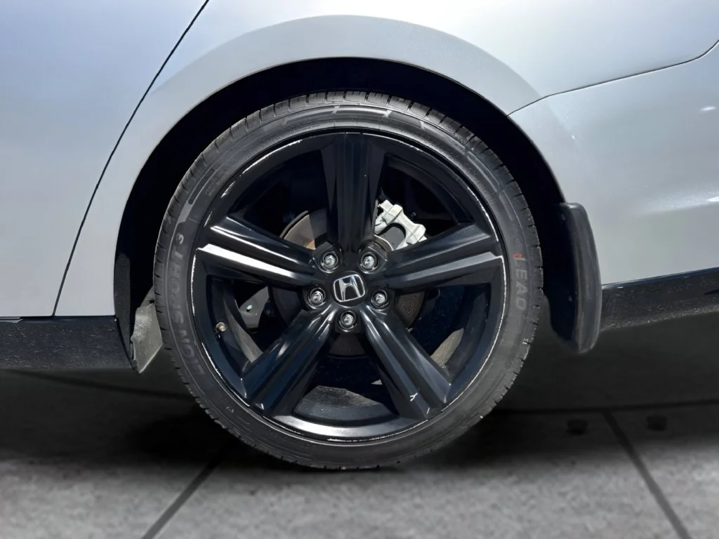 Used 2024 Silver Honda Sport-L image 29