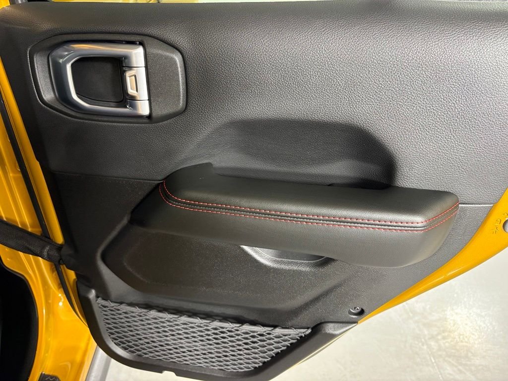 New 2026 Goldilocks Exterior Paint Jeep Rubicon X image 22