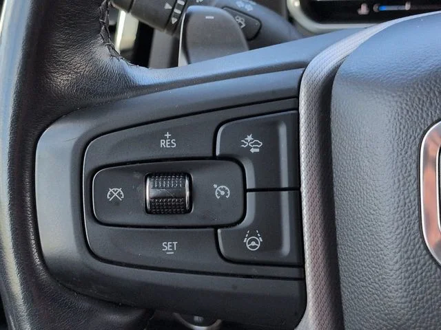 Used 2024  GMC Denali image 23