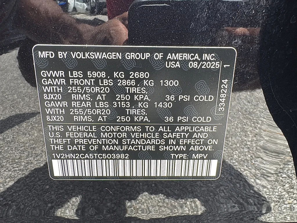 Certified Used 2026 Deep Black Pearl Volkswagen 2.0T SE w/Technology 4MOTION image 34