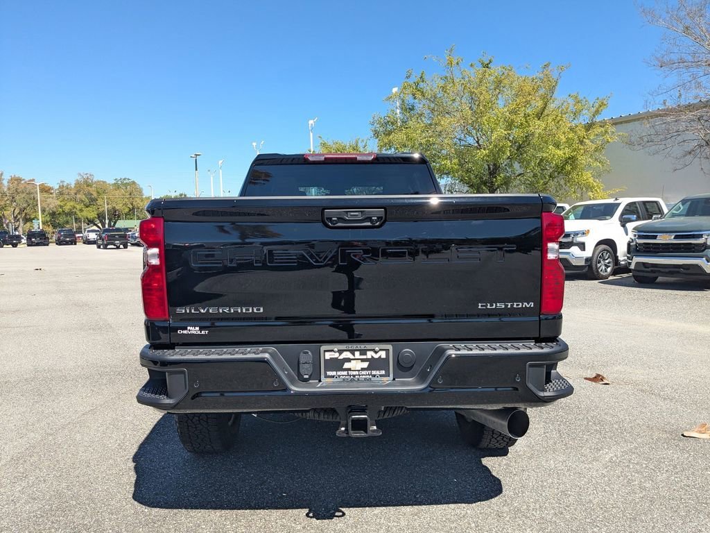 2026 Chevrolet Silverado 2500 HD Custom - Photo 4