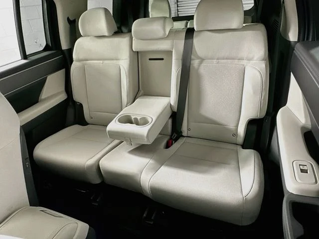New 2027 Hyundai SANTA FE SE