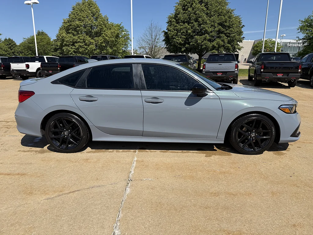Certified Used 2023 Sonic Gray Pearl Honda Sport image 3