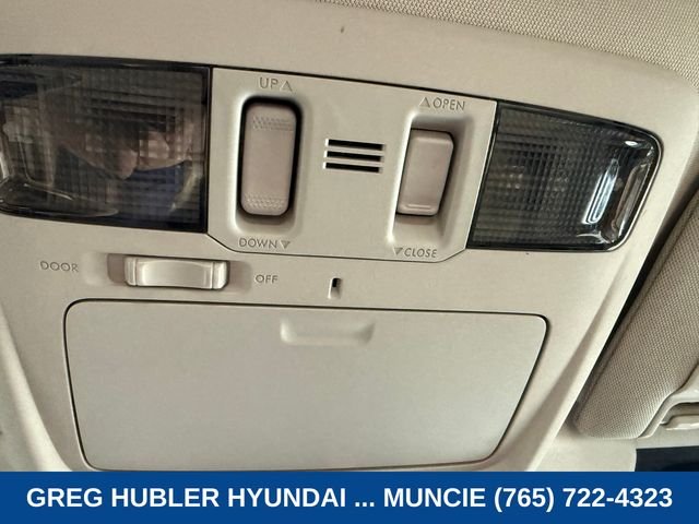 Used 2015 Blue Subaru 2.5i image 19