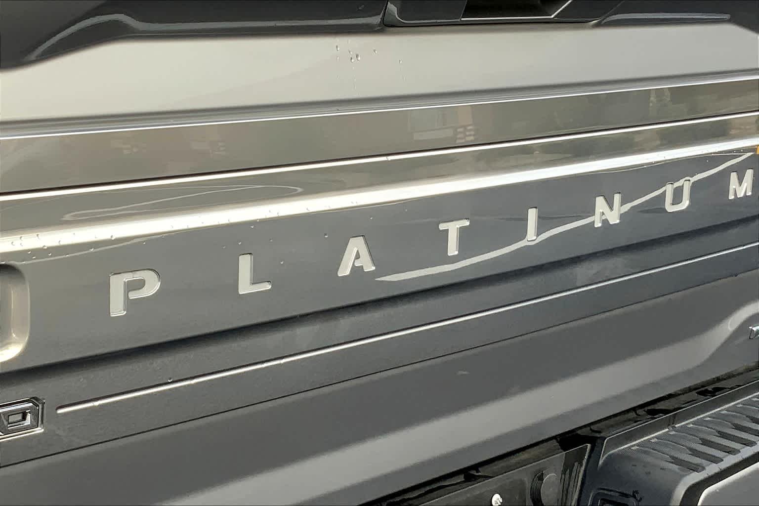 Used 2022 Iconic Silver Metallic Ford Platinum image 27