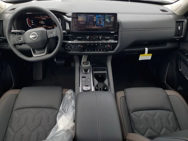 New 2026 Everest White Pearl TriCoat Nissan Platinum image 7