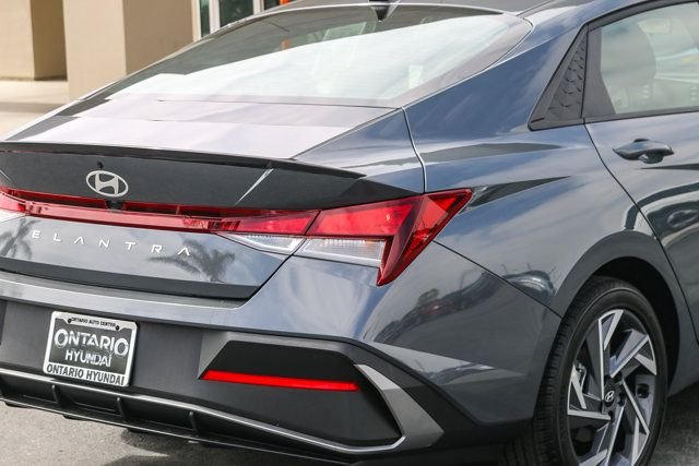 Certified Used 2025 Gray Hyundai SEL Sport image 10