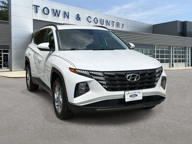 Used 2024 White Pearl Hyundai SEL image 1