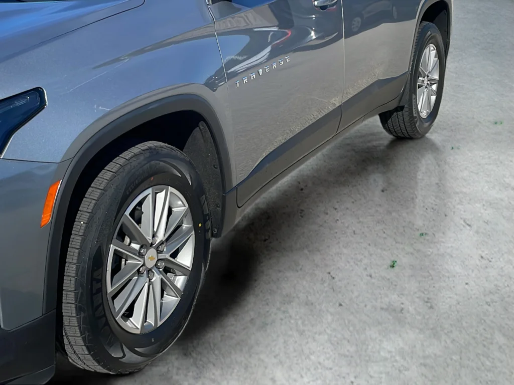 Used 2023 Gray Chevrolet LT image 43