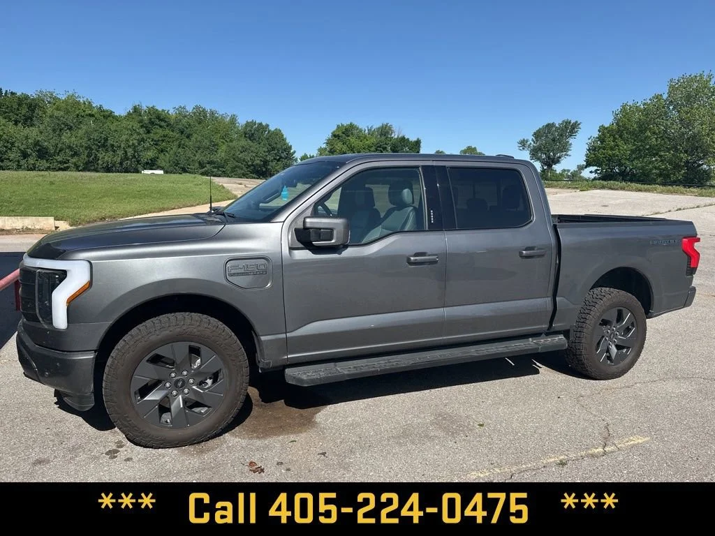 Used 2023 Ford F-150 Lightning Lariat with VIN 1FTVW1EL2PWG33927 for sale in Chickasha, OK