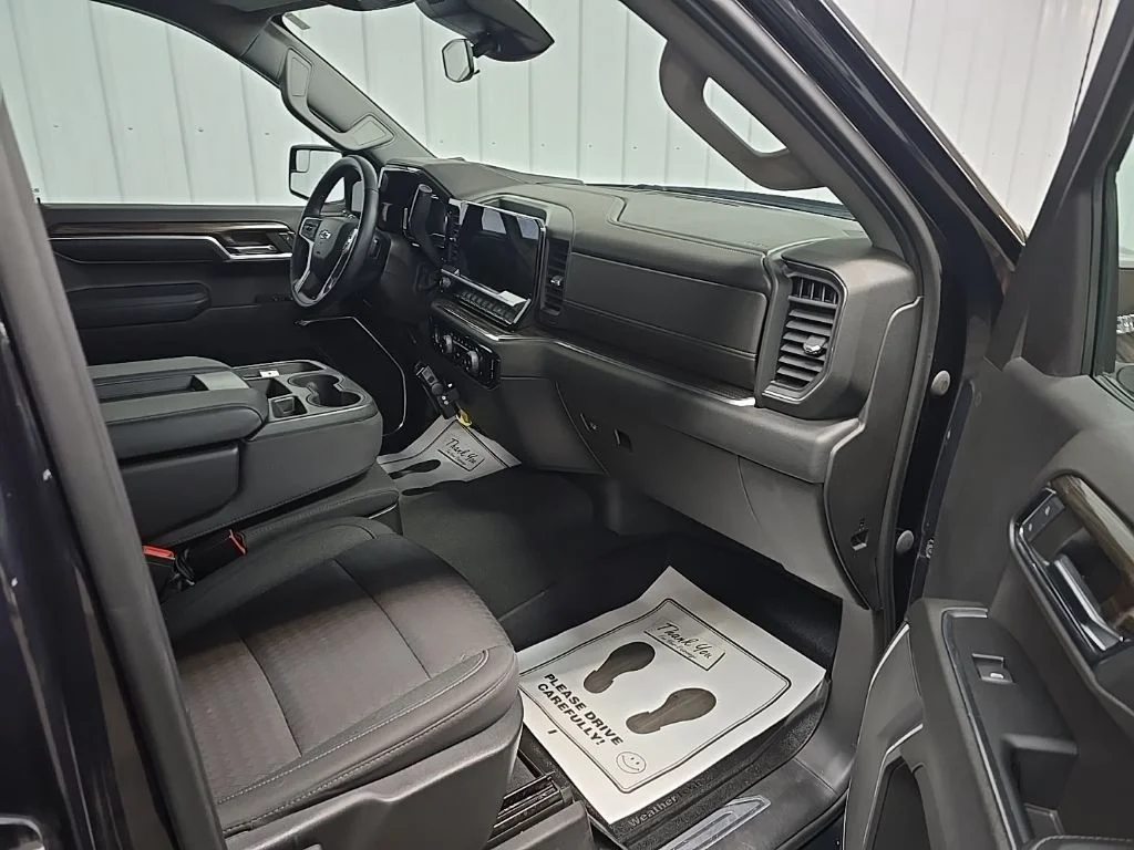 Used 2023 Gray Chevrolet RST image 18