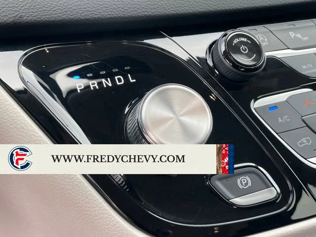 Used 2023 White Chrysler Touring L image 22
