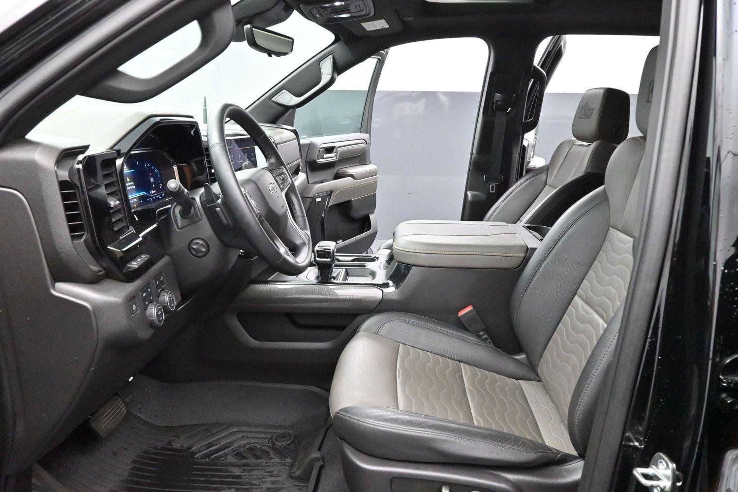 Used 2023 Black Chevrolet ZR2 image 12
