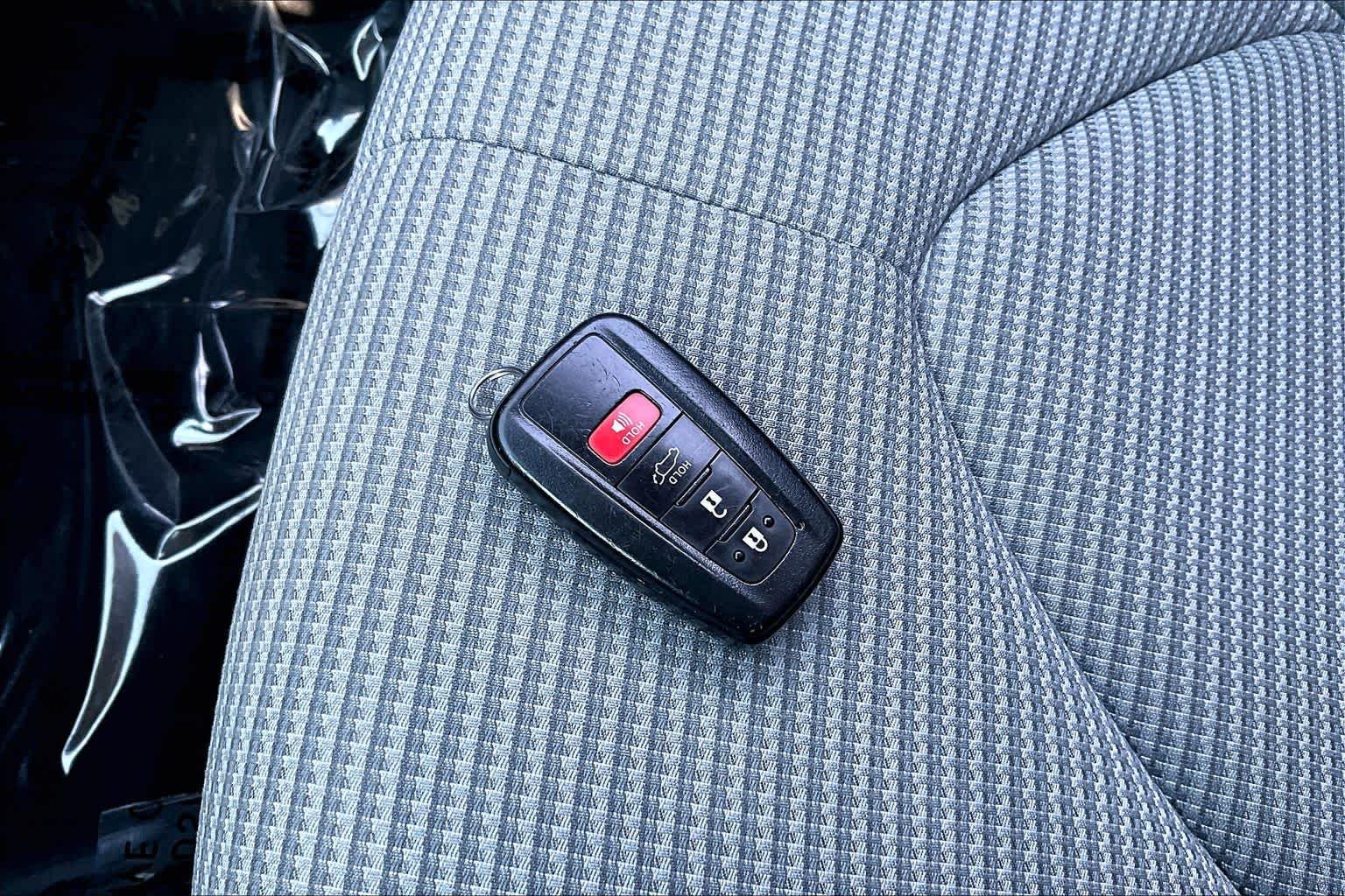 Used 2022 Midnight Black Metallic Toyota LE image 12