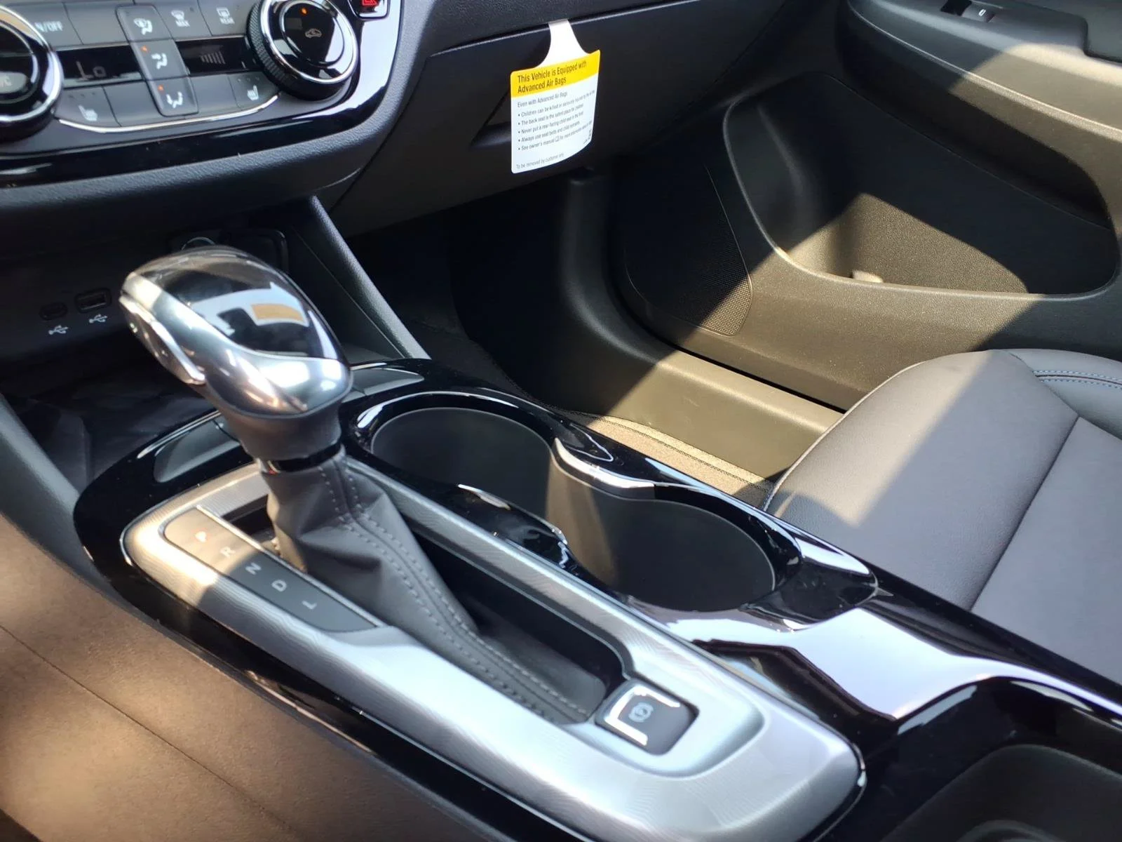2026 Buick Envista Sport Touring - Photo 18