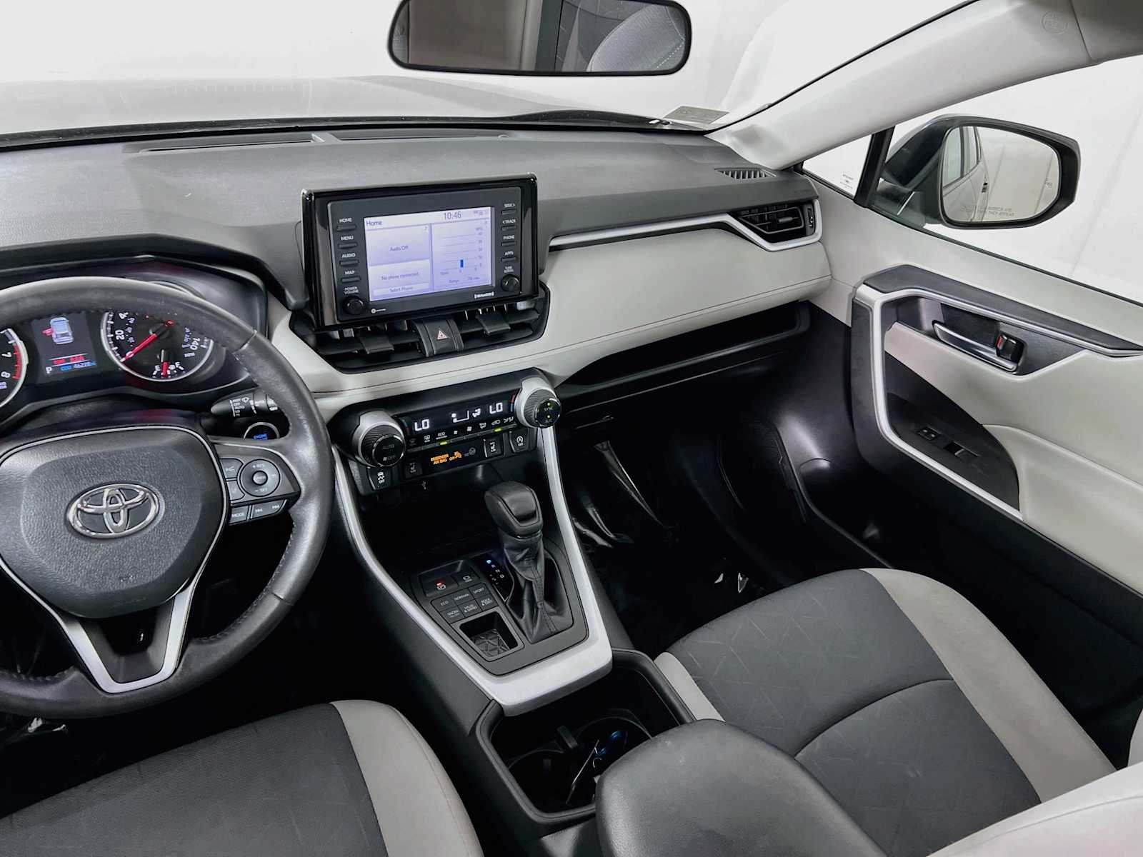 Used 2022 Magnetic Gray Metallic Toyota XLE image 23