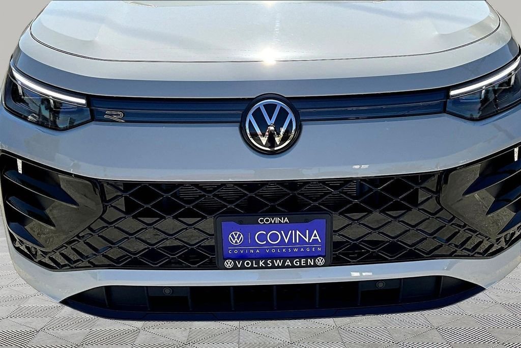 New 2026 Beige Volkswagen SE R-Line Black image 33