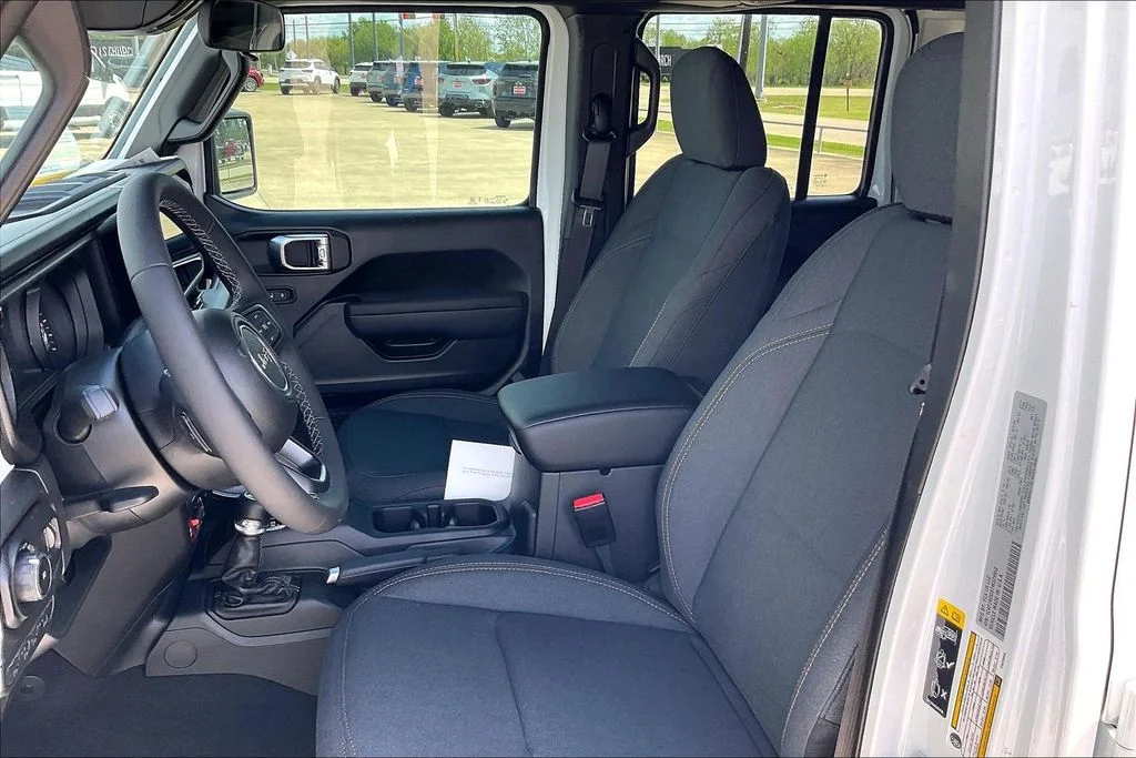 New 2026 Jeep Wrangler Willys 4D Sport Utility