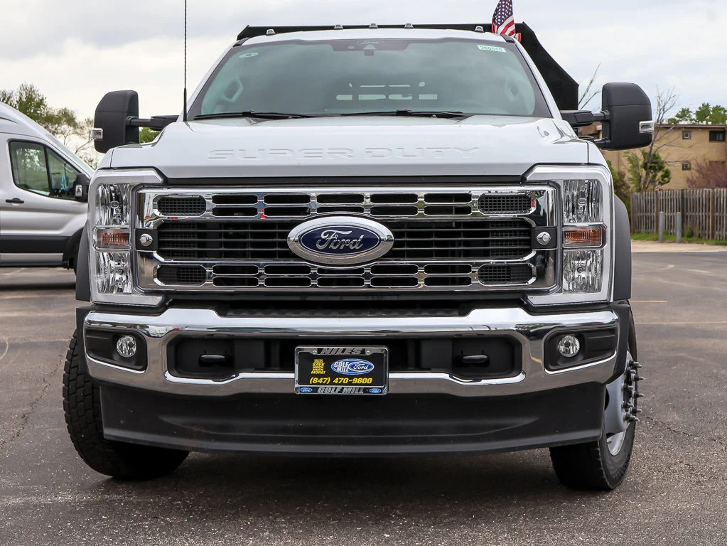 New 2026 Oxford White Ford 11' Dump Body image 4