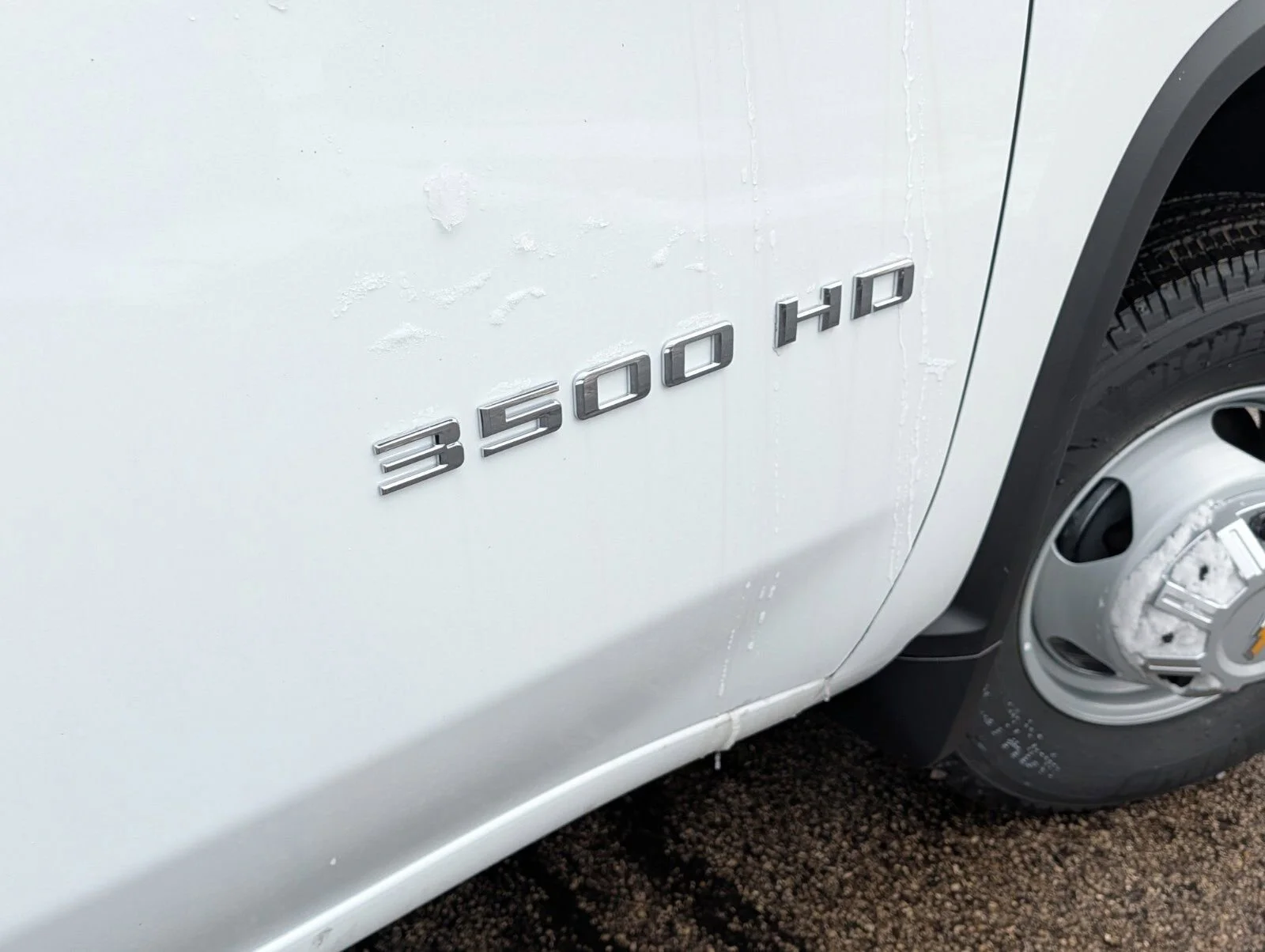 New 2025 Summit White Chevrolet Work Truck image 15