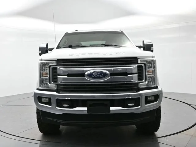 Used 2018 White Ford XL image 2