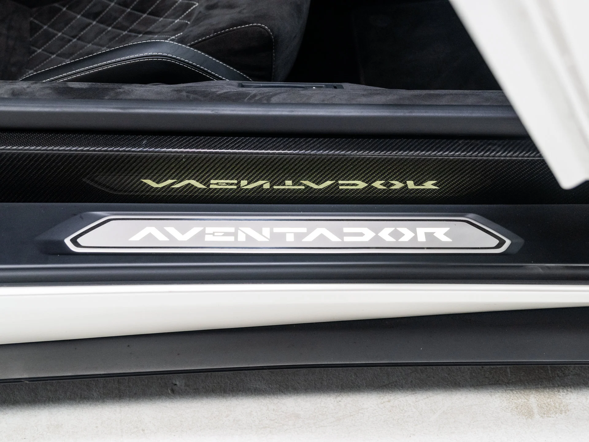 Used 2018 Bianco Isis Lamborghini  image 57