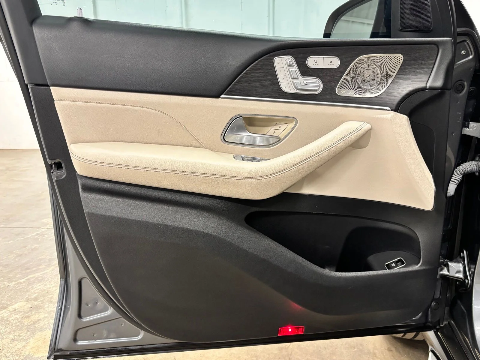 Used 2022  Mercedes-Benz GLE 350 image 18