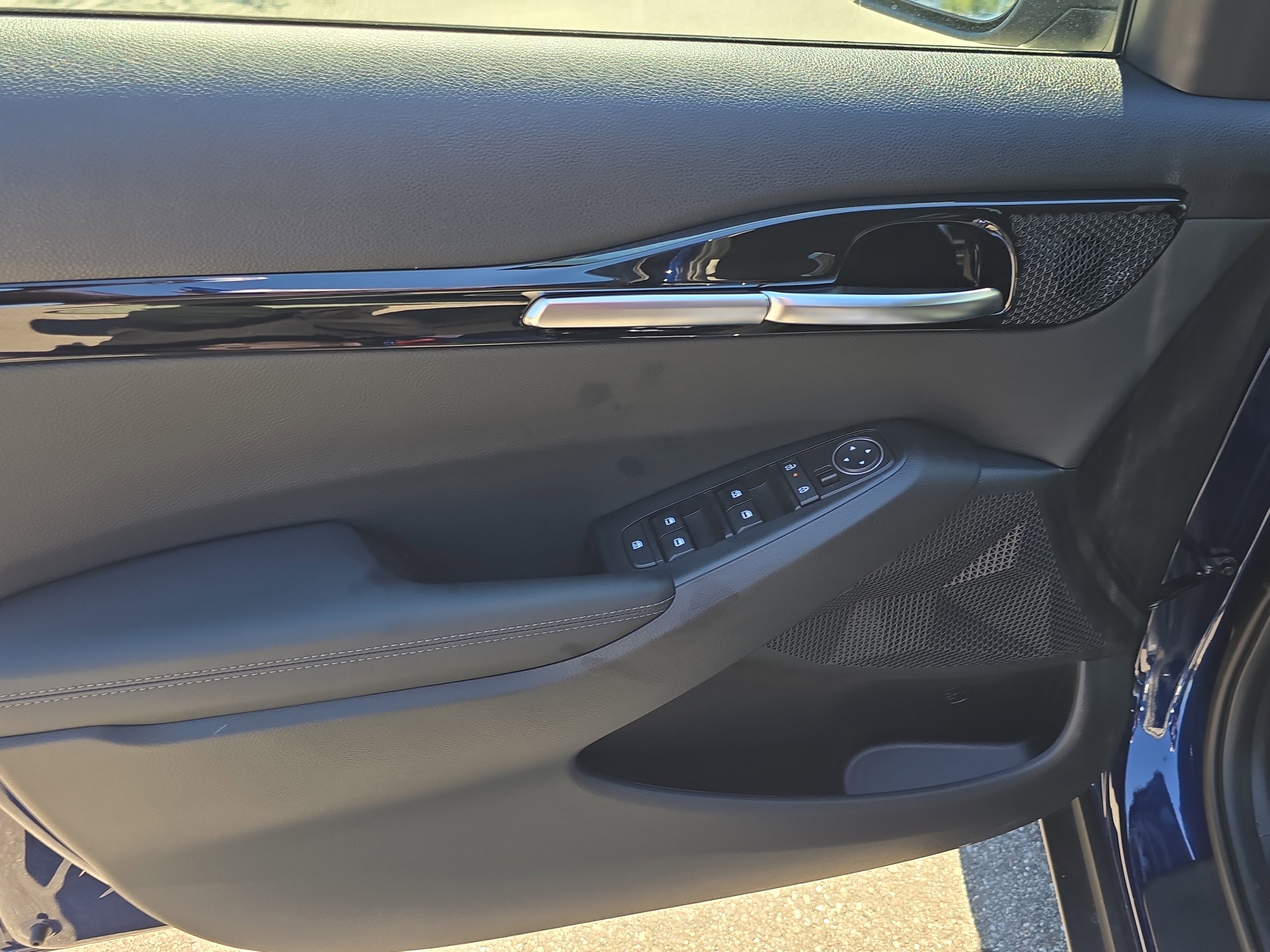 New 2026 Dark Ocean Blue Kia EX image 17